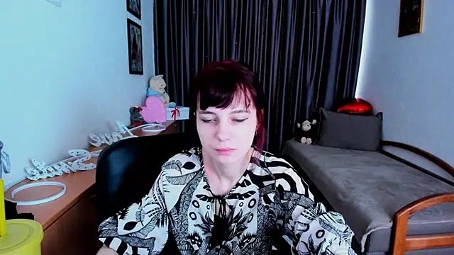 MiniLysii Chat XXX live