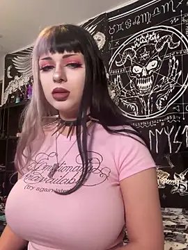 Pokazy przed kamerką – Paige_Turner
