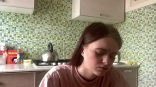 Chat XXX Live KikiAmino