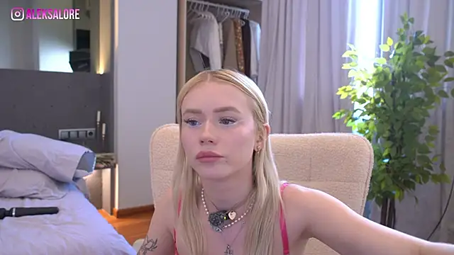 Chat XXX Live LexieLoree