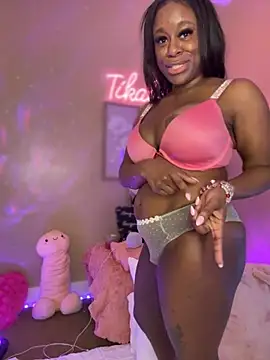 TikaMoonn Live XXX chat
