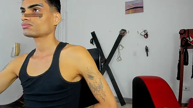 Gay_Red_Room Webcamshow