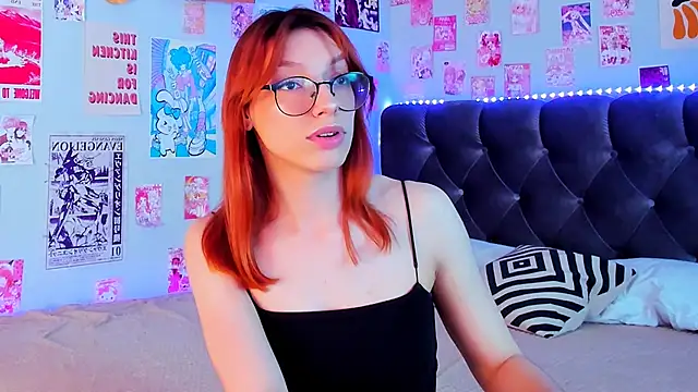 CindyMoriLove élő XXX-chatje