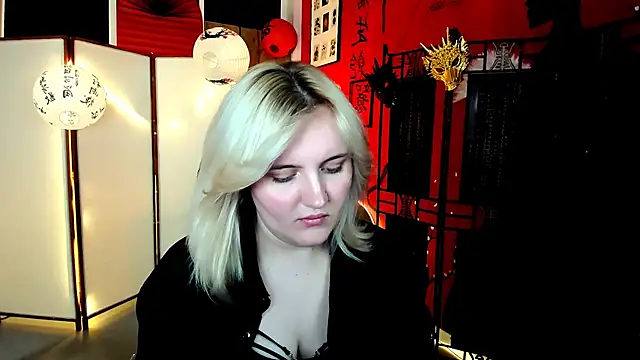 Chat XXX en directo de KathyBriggs