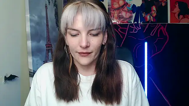 XXX chat uživo modela VanessaRey_