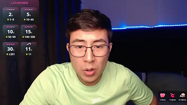 Chat XXX Live andrewmhilton_