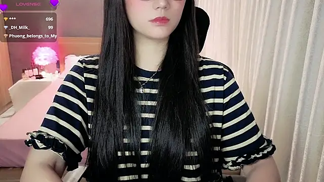 Chat XXX en directo de JENNIE-16