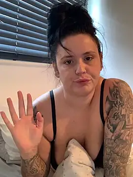CharlotteSnow21 লাইভ XXX চ্যাট