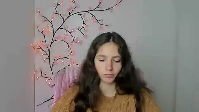 KissMeJulia live XXX chat
