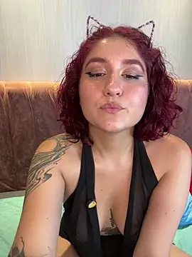 XXX chat uživo modela MissSavage_