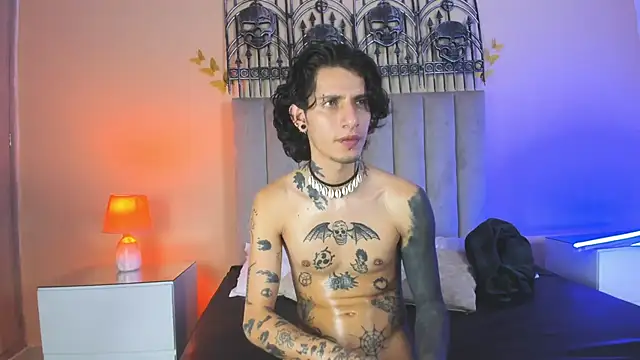 Vergil_Noir_ Webcamshow