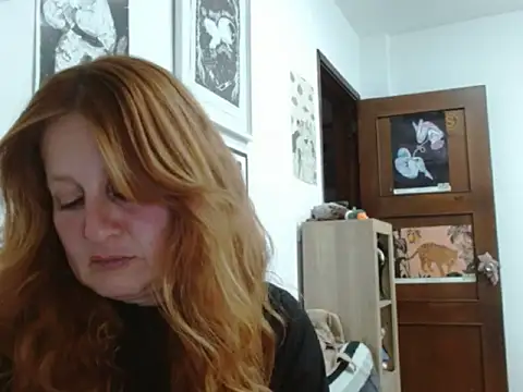 ViioletaMora Live XXX-chat
