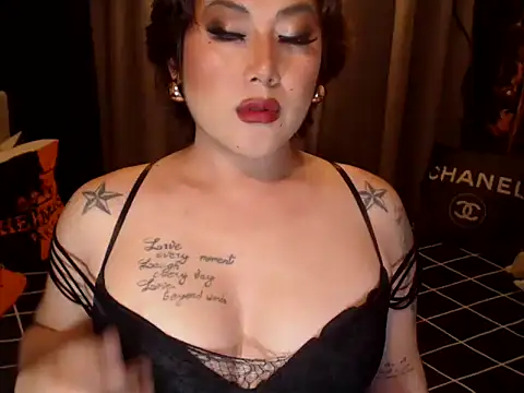 YourMistressAggy Show Webcam