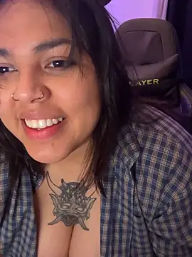 miacanela_xo's Webcam Show