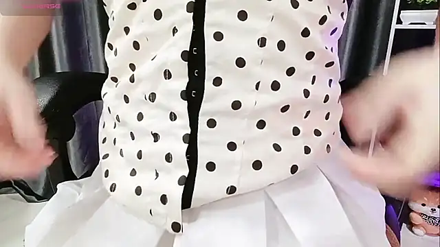 Chat +18 de Yuki-yio ao vivo