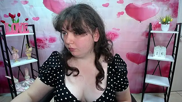 NeonilaLisova Chat XXX in diretta