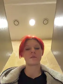 NinaParri – Naživo XXX chat