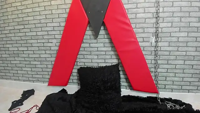 Chat XXX en directo de hillary_bigbutt