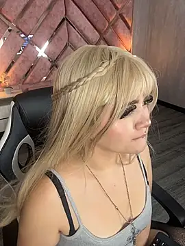 lya_nekko_'s Live XXX Chat