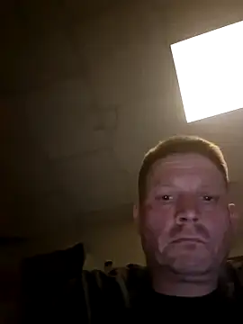 curiouscock38's Webcam Show