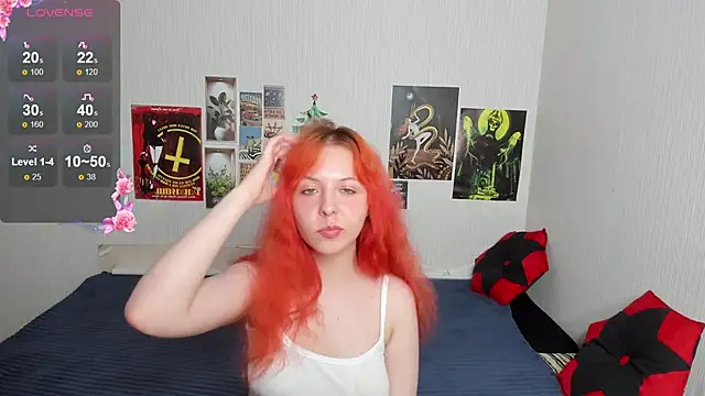 InfernoKitten Chat XXX in diretta