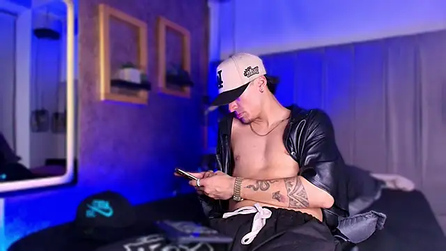 The_BossCrown Live XXX-Chat