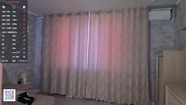 XXX chat uživo modela LeanneDinkle