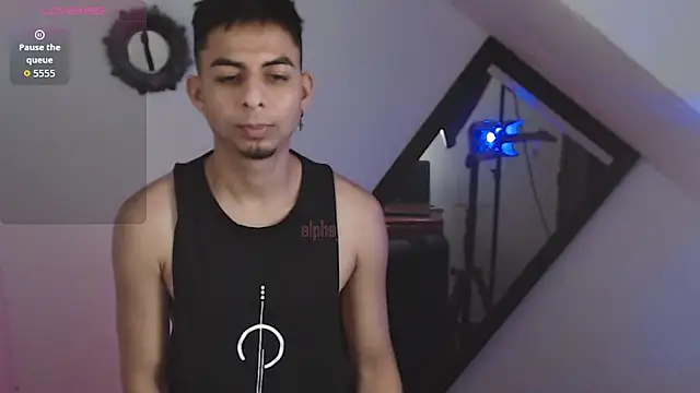 ALPHA_LATINO Chat XXX live