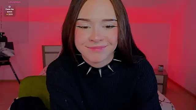 Chat +18 de Adetta ao vivo
