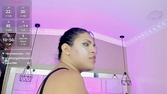 kimCosseyy Adlı Modelin Web Kamerası Şovu