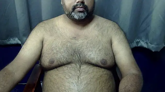 hairysubcub_70 Show Webcam
