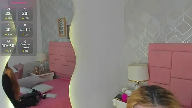 Show modela SelenaMiel na web-kameri