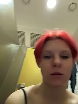 NinaParriのライブXXXチャット