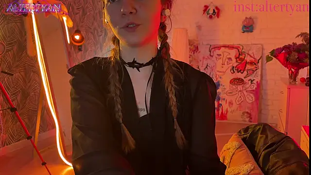 altertyan élő XXX-chatje