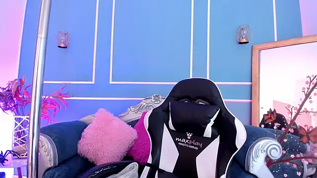 Živý XXX chat TaraTaylorr