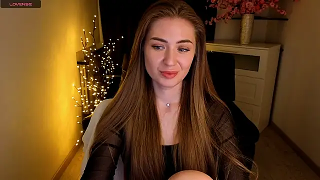 Chain_Alice's Live XXX Chat