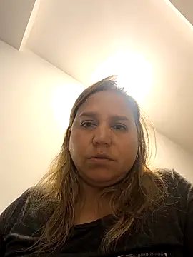 LauraReeves' Live XXX Chat