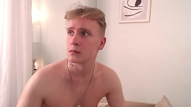 AlexxSweet 现场XXX聊天