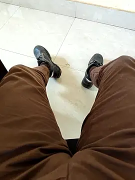 Pertunjukan Kamera Web Arsalan_Sheikh