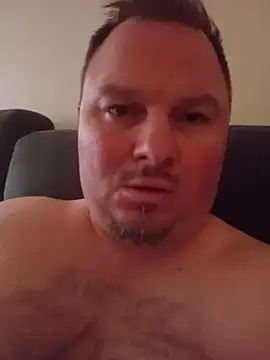 Pokazy przed kamerką – JayGirthy36