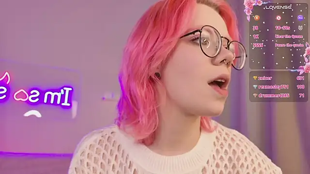 XXX chat uživo modela Waifu_Ketrin
