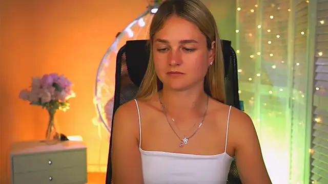 DeboraLarson 现场XXX聊天
