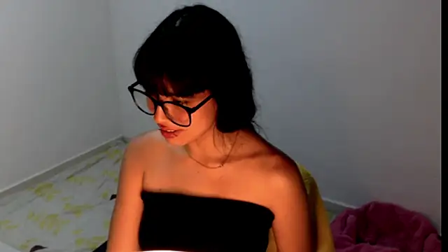Živý XXX chat meganmiauu