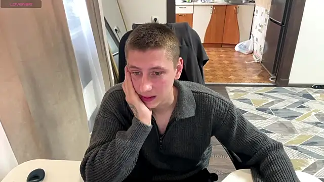 Show modela Keksik_ na web-kameri