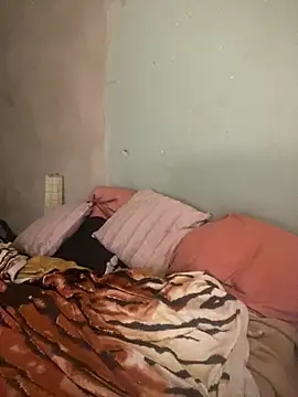 Chat +18 de Moorella1 ao vivo