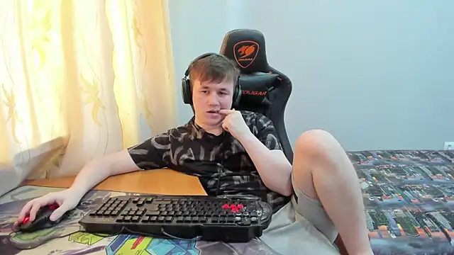 iliaskrislove's Live XXX Chat