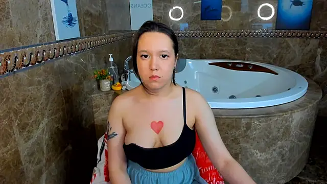 Czat XXX na żywo – Mira_Karter
