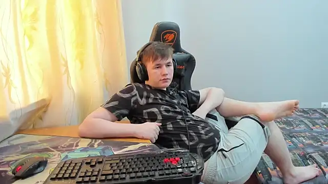 Вебкам-шоу iliaskrislove