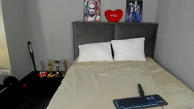 Živý XXX chat MuscleXXXBarbie
