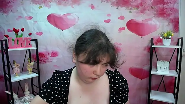 NeonilaLisova 即時 XXX 聊天